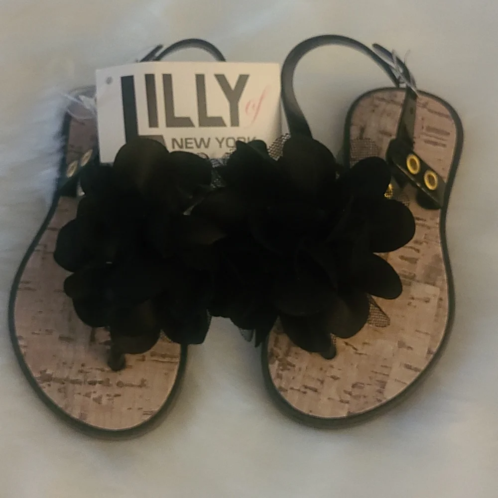 NWOT!! TODDLER SANDALS - Picture 3 of 3